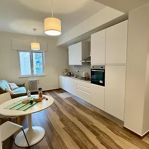 Apartament Rainbow Luxury - Sea View, Bari